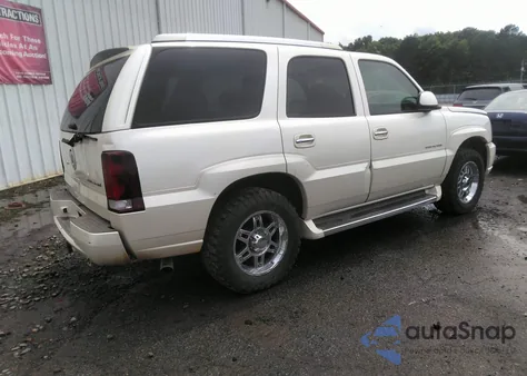 2005 Cadillac Escalade Standard from USA, damaged, VIN 1GYEK63N05R253519